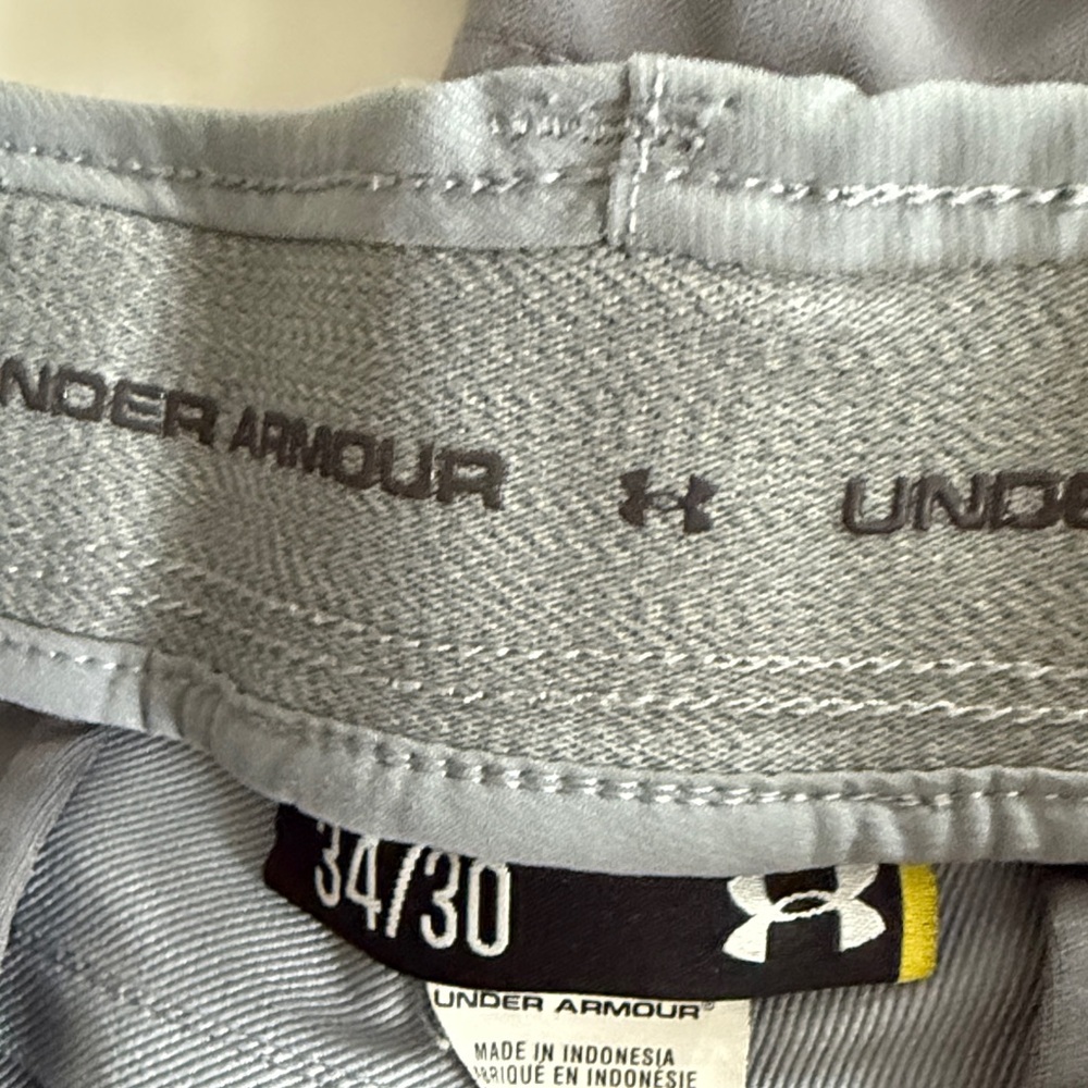 Under Armour Light Gray Trousers